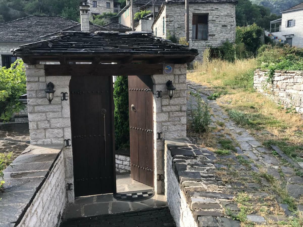 Mousafir Ontas Kepésovon Bagian luar foto