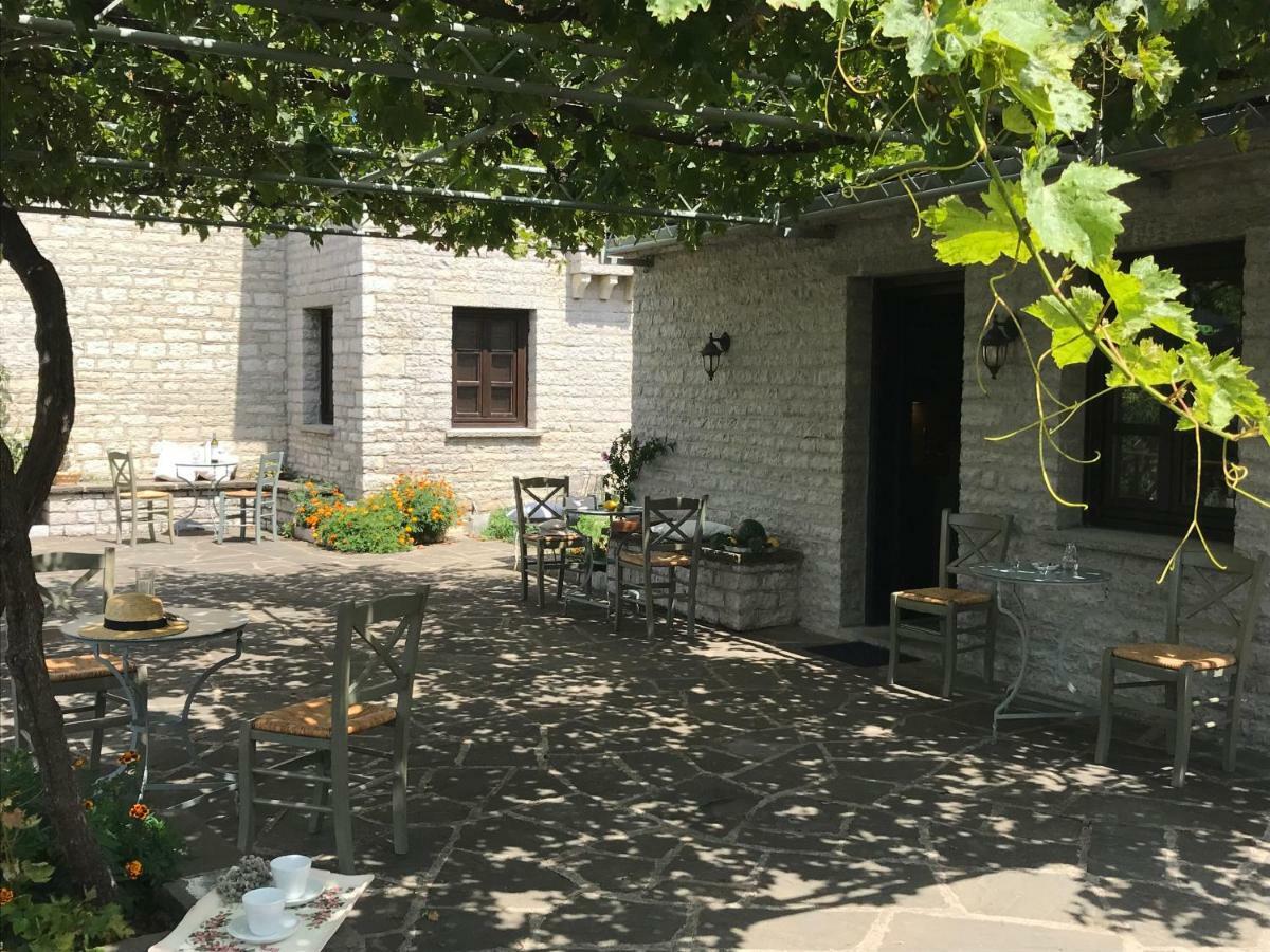 Mousafir Ontas Kepésovon Bagian luar foto